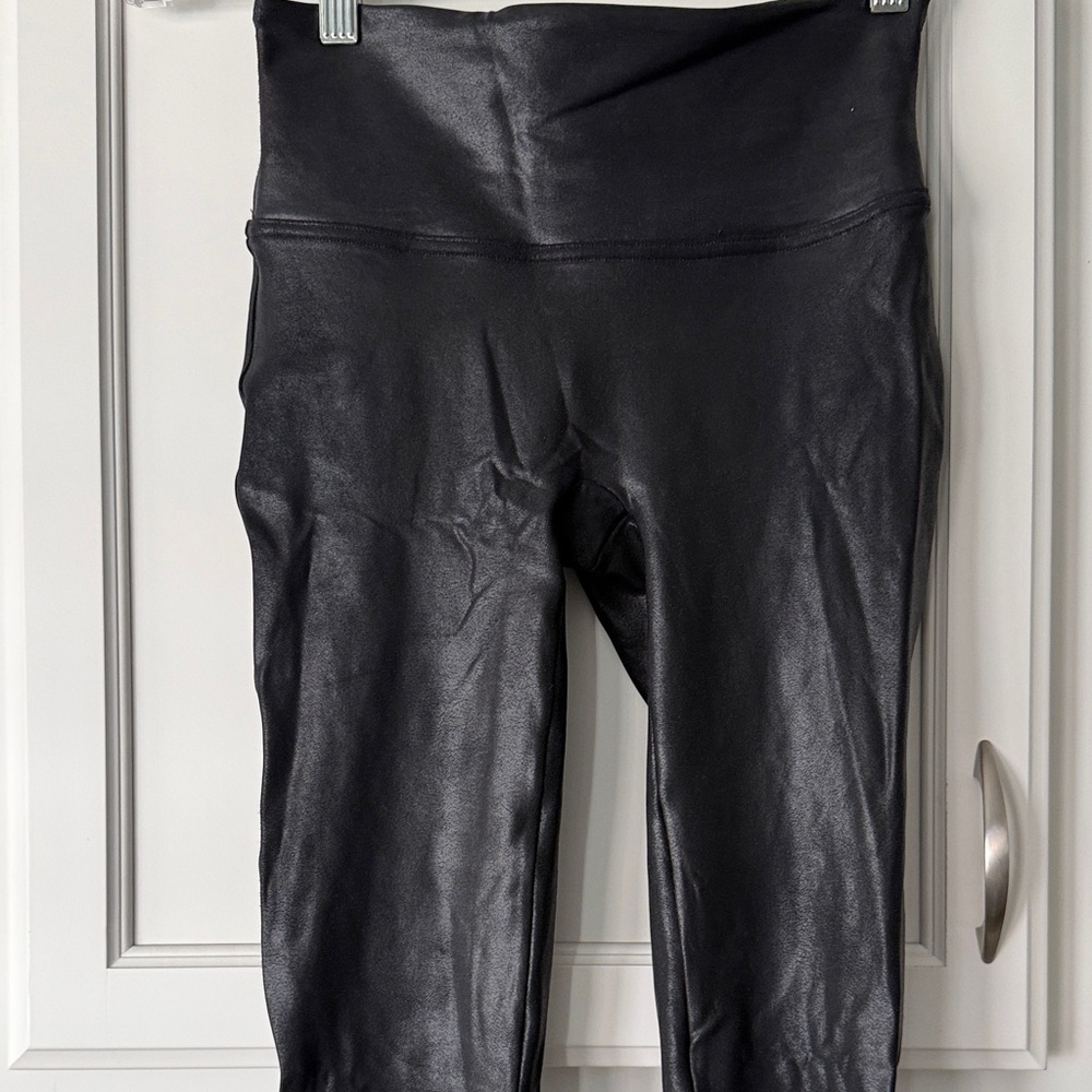 SPANX Shiny Black High-Rise Leggings small